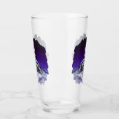 Grijze wolven in wintersneeuw bij nacht glas