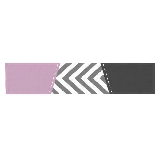 Grijze zigzag, Grijze Chevron, Zigzag Pattern, Paa Korte Tafelloper (Horizontaal)