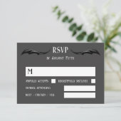 Grijze Zwarte Draak Monogram Fantasy Wedding RSVP Kaartje (Staand voorkant)