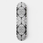 Grijze zwarte en witte vlinder Abstract Persoonlijk Skateboard (Voorkant)