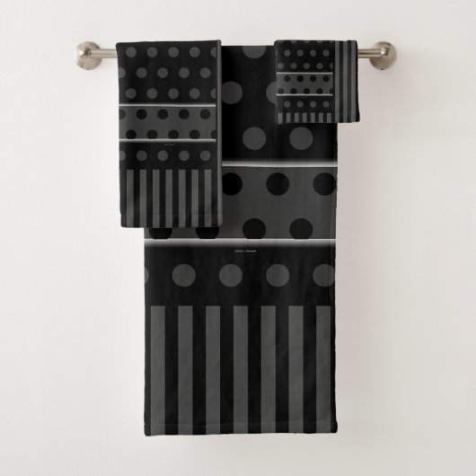 GRIJZE ZWARTE STIPPEN EN STREPEN BAD HANDDOEK (Insitu)