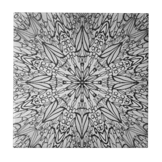 Grijze zwarte witte, geometrische sterrenwiel kera tegeltje (Voorkant)