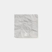 Grijzige gegromde papieren kreukerd met rugge retr post-it® notes (Voorkant)
