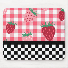 Grillige Aardbeien en Schaakbord  Muismat