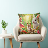 Grillige bosscène met konijnen en eekhoorns kussen (Stoel)