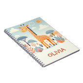 Grillige Cute Giraffe in Savanne Notitieboek (Rechterzijde)