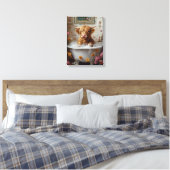 Grillige Hooglandkoe Bubbelbad Canvas Afdruk (Insitu (Slaapkamer))