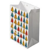 Grillige Kerstbomen Medium Cadeauzakje (Voorkant Gekanteld)