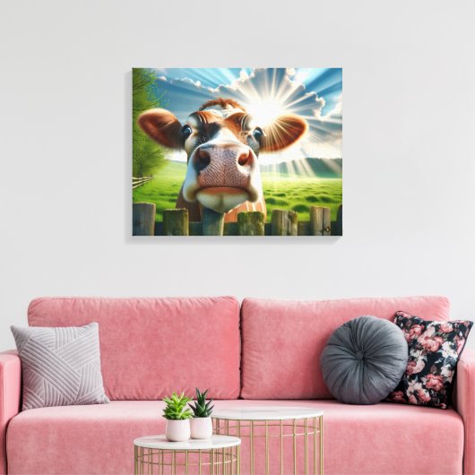 grillige Koe die over het hek kijkt Canvas Afdruk (Insitu (Woonkamer))