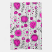 Grillige lichtroze witte harten en bloemen bloemmo theedoek (Verticaal)