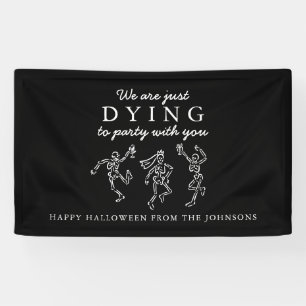 Grillige met de hand getekende skeletten Halloween Spandoek