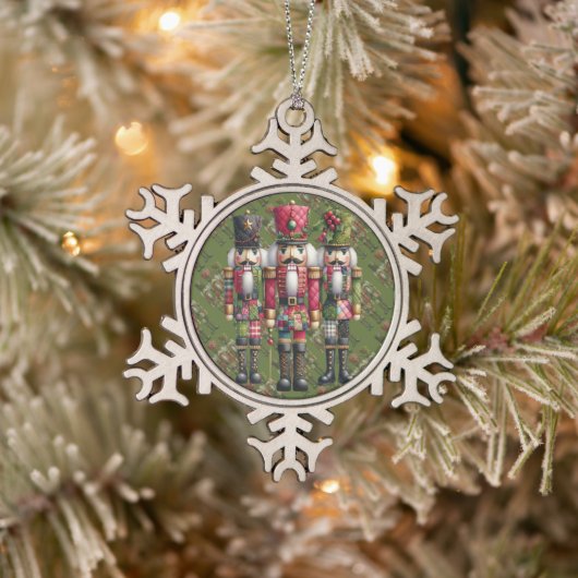 Grillige Patchwork Kerst Notenkraker Trio Tin Sneeuwvlok Ornament (Boom)