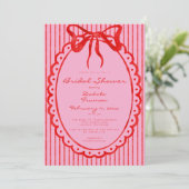 Grillige rode roze strik streep bruidsdouche kaart (Staand voorkant)