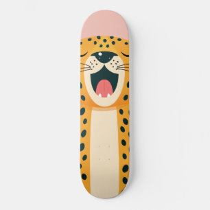 Grillige safari dier gaapende cheeta cartoon persoonlijk skateboard