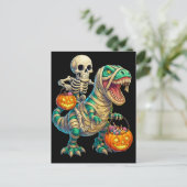 Grillige Skelet Rijdt Mummie T-Rex Halloween Briefkaart (Staand voorkant)