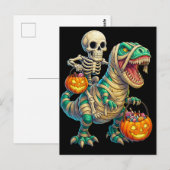 Grillige Skelet Rijdt Mummie T-Rex Halloween Briefkaart (Voorkant / Achterkant)