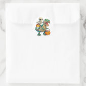 Grillige Skelet Rijdt Mummie T-Rex Halloween Ronde Sticker (Tas)