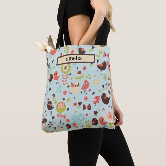 Grillige Tortelduifjes en bloemen Tote Bag (Dichtbij)