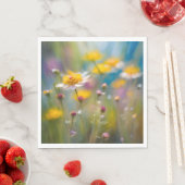 Grillige wilde bloemen in de wind servet (Insitu)