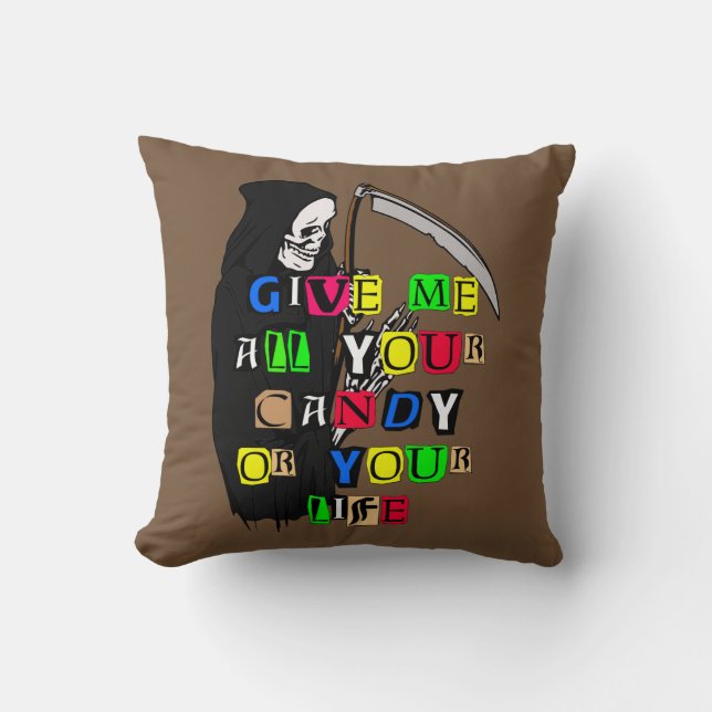 Grim Reaper geeft me Snoep Ransom Note Pillow ZSSP Kussen (Voorkant)