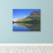 Grinnel Point en Allen Mountain weerspiegelen in Canvas Afdruk (Insitu (Houten vloer))