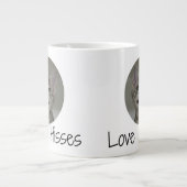 Grinnin' Francois op een gigantische mok (Voorkant)