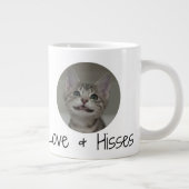 Grinnin' Francois op een gigantische mok (Rechts)