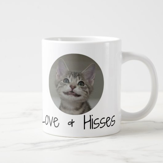 Grinnin' Francois op een gigantische mok (Rechts)