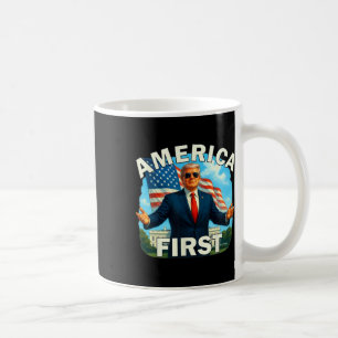 Gritty Bold Retro Politieke Slogan America First D Koffiemok