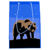 Grizzly Beer in de winter - Oorspronkelijke Wilde  Medium Cadeauzakje (Voorkant)