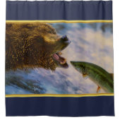 Grizzly beren vangen Steelhead-zalm in de mond Douchegordijn (Voorkant)