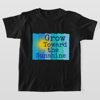 Groei naar het zonlicht. t-shirt