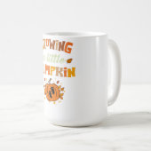  groeien een beetje pompoen Thanksgiving preg Koffiemok (Voorkant rechts)
