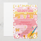 Groeiend in Zeven Groovy meisje 7e verjaardag. Kaart (Voorkant / Achterkant)