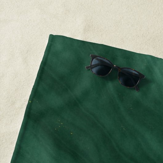 Groen Abstract marmer met aangepaste Initialen Strandlaken (In situ)