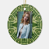 groen abstracte botanische tropische palmbladeren keramisch ornament (Links)