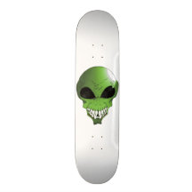 Groen Alien-skateboard
