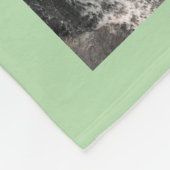 Groen, bergen en watervallen, fleece deken (Hoek)