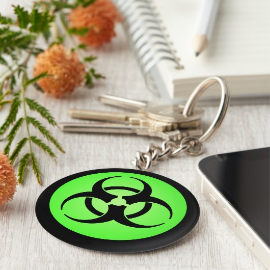 Groen biogevaarsymbool sleutelhanger (Zijkant)