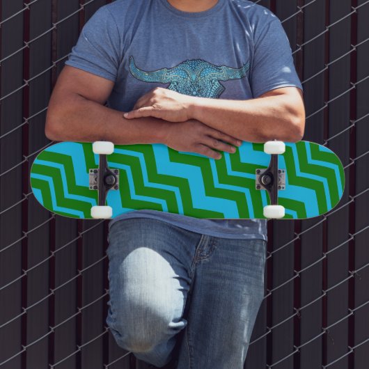 Groen Blauw Chevron Zigzag Ontwerp Persoonlijk Skateboard (Buiten 3)