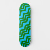 Groen Blauw Chevron Zigzag Ontwerp Persoonlijk Skateboard (Voorkant)