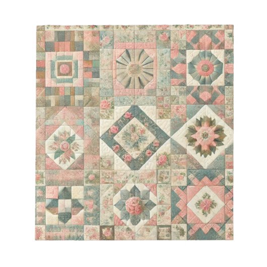 Groen Blush Roze Patchwork Bloemen Gewatteerd Ontw Notitieblok (Voorkant)