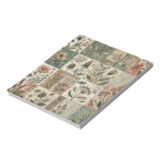 Groen Blush Roze Patchwork Bloemen Gewatteerd Ontw Notitieblok (Linkerzijde)