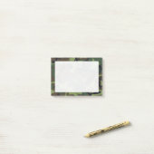 Groen, Bruin, Zwart Camo Camouflage Post-it® Notes (Op bureau)