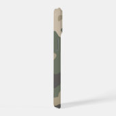 Groen Camouflagepatroon iPhone 15 Case (Rechterkant)