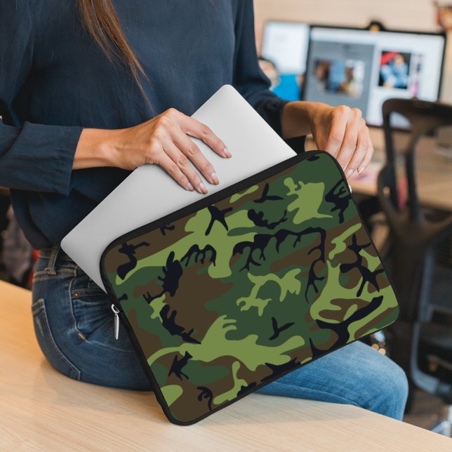 Groen camouflagepatroon, militair patroon, leger laptop sleeve (Creator heeft geüpload)