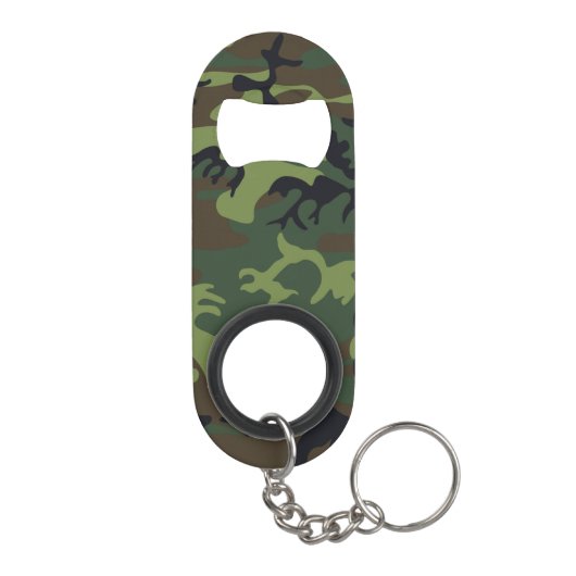 Groen camouflagepatroon mini flessenopener (Achterkant)