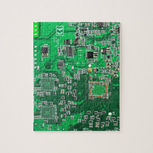 Groen computercircuit voor geek circuit legpuzzel (Verticaal)