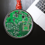 Groen computercircuit voor geek circuit metalen ornament<br><div class="desc">Ben je op zoek naar cadeaus voor computergeeks? Deze is voor de Geek in ons allemaal. Computer Geek Circuit Board</div>