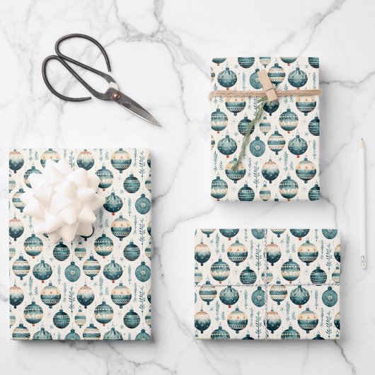 Groen & Crème Kerst Ornamenten Inpakpapier Vel (Voorkant)